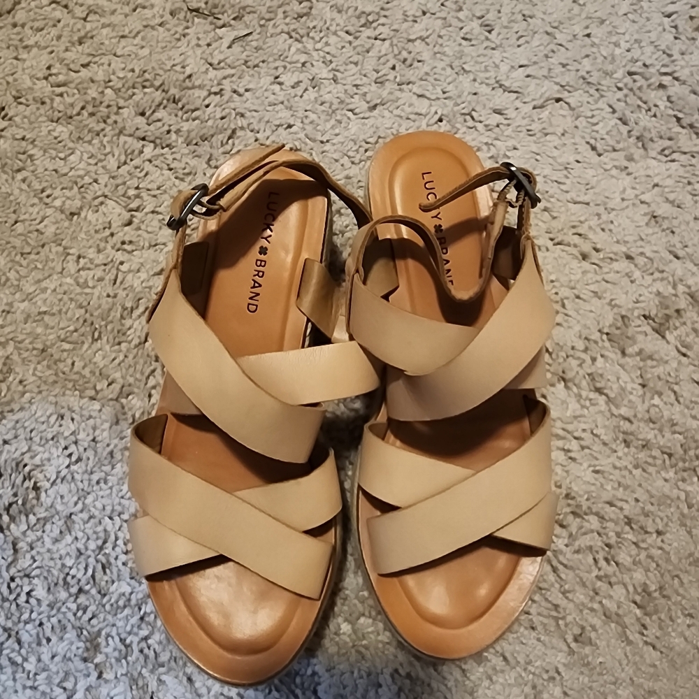 Girls platform
